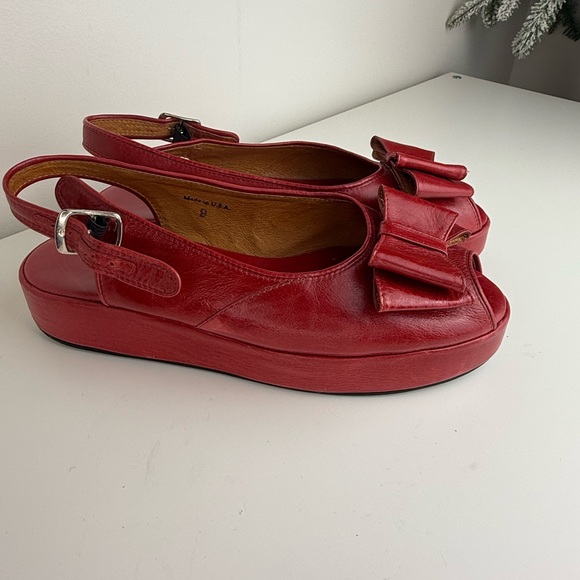 Vintage Made in USA  Red Leather Peep-Toe Platform Slingback - Picture 3 of 9